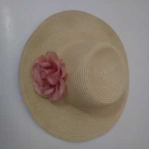 Amici Womens Ivory with a Pink Rose Hat